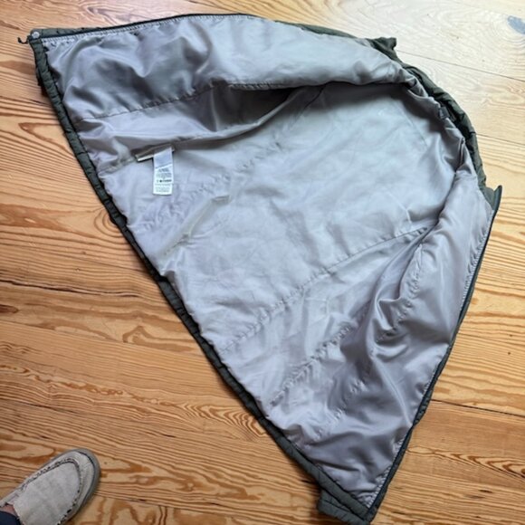 Eddie Bauer Quilted Jacket  S - Picture 3 of 8